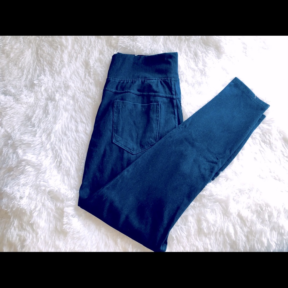 Super Cute Jeggings.